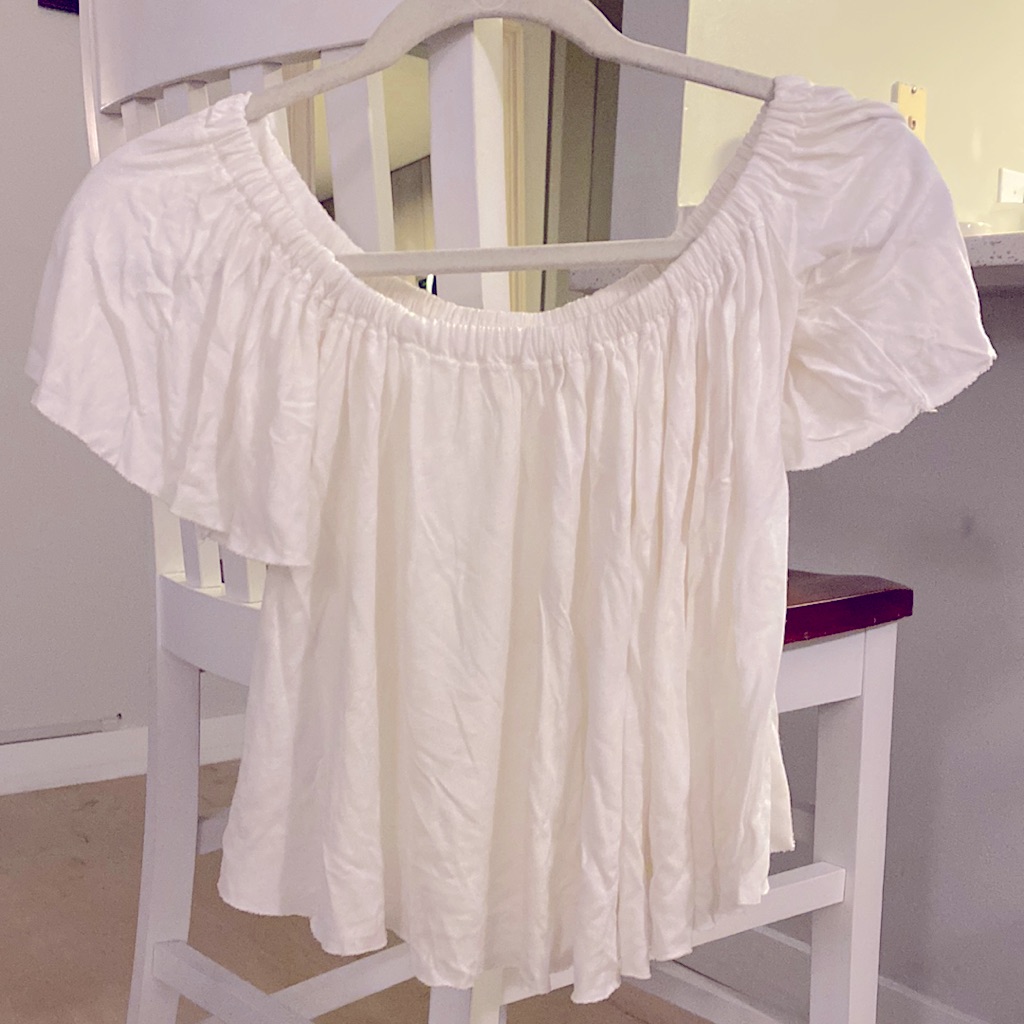Urban Outfitters White Stretchy Top Blouse